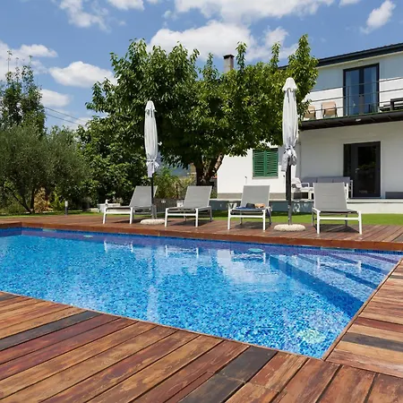 Vila Enjoy - Private Heated Pool, Soccer, Foodbal